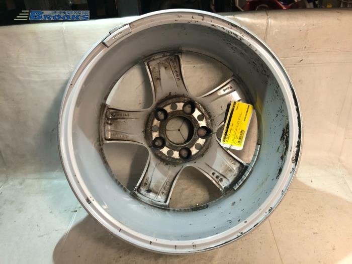 Zestaw obreczy sportowych z Mercedes-Benz B (W245) 2.0 B-180 CDI 16V 2007