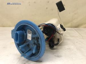 Używane Elektryczna pompa paliwa Volkswagen Golf VII (AUA) 1.5 TSI Evo BlueMotion 16V Cena € 25,00 Procedura marży oferowane przez Autobedrijf Brooks