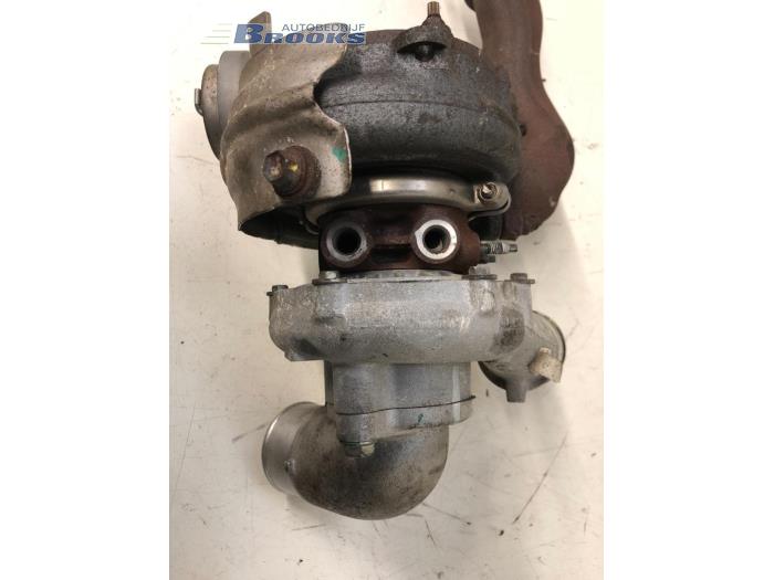 Turbo från en Toyota Verso 2.2 16V D-CAT 2010