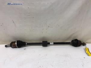 Gebruikte Homokineetas rechts-voor Opel Adam 1.4 16V Prijs € 20,00 Margeregeling aangeboden door Autobedrijf Brooks