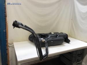 Gebruikte Tank Peugeot 208 I (CA/CC/CK/CL) 1.4 HDi Prijs € 80,00 Margeregeling aangeboden door Autobedrijf Brooks