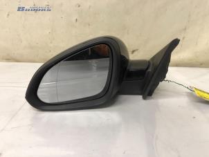 Gebruikte Spiegel Buiten links Opel Insignia Sports Tourer 1.6 Turbo 16V Ecotec Prijs € 60,00 Margeregeling aangeboden door Autobedrijf Brooks