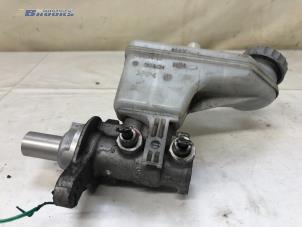 Gebruikte Hoofdremcilinder Suzuki Splash 1.0 12V Prijs € 35,00 Margeregeling aangeboden door Autobedrijf Brooks