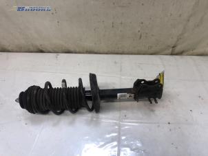 Begagnade Stötdämparstång, vänster fram Opel Adam 1.4 16V Pris € 60,00 Marginaltabell erbjuds av Autobedrijf Brooks