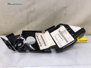 Nowe Uchwyt na lewy przedni ekran Citroen DS5 (KD/KF) 1.6 16V THP 150 Cena € 30,25 Z VAT oferowane przez Autobedrijf Brooks