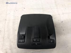 Begagnade Innerbelysning, fram Mercedes B (W246) 1.5 B-180 CDI,d 16V Pris € 30,00 Marginaltabell erbjuds av Autobedrijf Brooks