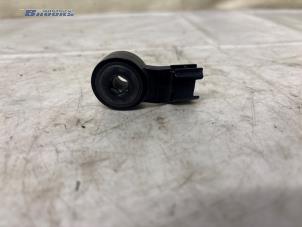 Begagnade Knackningssensor Toyota RAV4 (A5) 2.5 Hybrid 16V AWD Pris € 10,00 Marginaltabell erbjuds av Autobedrijf Brooks