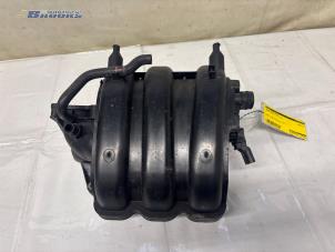 Używane Kolektor dolotowy Skoda Fabia II Combi 1.2i 12V Cena € 30,00 Procedura marży oferowane przez Autobedrijf Brooks