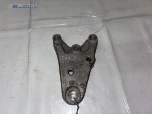 Używane Wspornik silnika Skoda Fabia II Combi 1.2i 12V Cena € 15,00 Procedura marży oferowane przez Autobedrijf Brooks