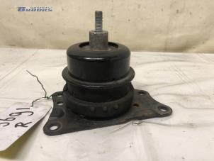 Używane Wspornik silnika Skoda Fabia II Combi 1.2i 12V Cena € 15,00 Procedura marży oferowane przez Autobedrijf Brooks