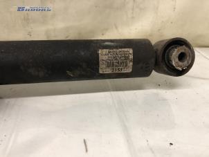 Używane Stopa amortyzatora prawy tyl Citroen DS5 (KD/KF) 2.0 165 HYbrid4 16V Cena € 50,00 Procedura marży oferowane przez Autobedrijf Brooks
