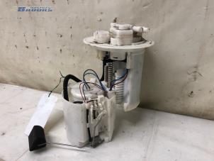 Gebruikte Tank element Pomp Toyota Avensis Wagon (T27) 1.8 16V VVT-i Prijs € 100,00 Margeregeling aangeboden door Autobedrijf Brooks