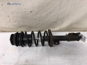 Begagnade Stötdämparstång, höger fram Opel Combo Tour (Corsa C) 1.4 16V Twin Port Pris € 20,00 Marginaltabell erbjuds av Autobedrijf Brooks
