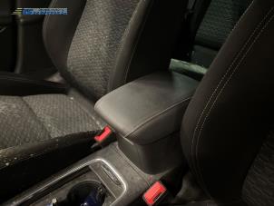 Begagnade Armstöd Opel Astra K Sports Tourer 1.6 CDTI 110 16V Pris € 60,00 Marginaltabell erbjuds av Autobedrijf Brooks