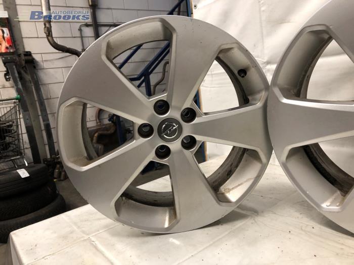 Zestaw obreczy sportowych z Opel Mokka/Mokka X X 1.4 Turbo 16V 4x2 2018