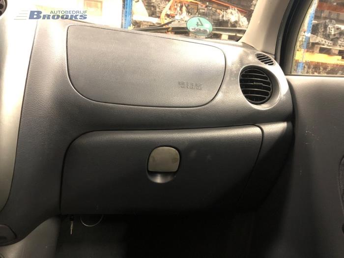 Handskfack från en Daewoo Matiz 0.8 S,SE 2001
