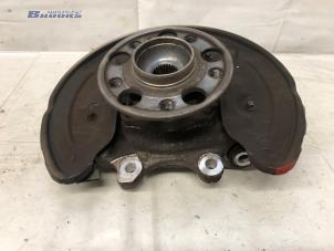 Begagnade Spindel, höger bak Mercedes C (W205) C-180 1.6 16V Pris € 35,00 Marginaltabell erbjuds av Autobedrijf Brooks