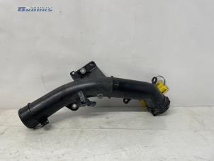 Begagnade Laddluftkylarrör Lynk &amp; Co 01 1.5 PHEV Pris € 75,00 Marginaltabell erbjuds av Autobedrijf Brooks