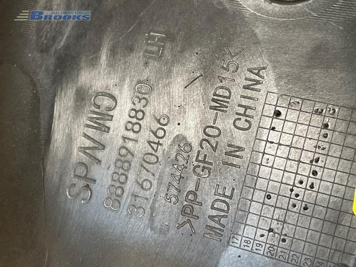 Hasplåt från en Lynk & Co 01 1.5 PHEV 2023