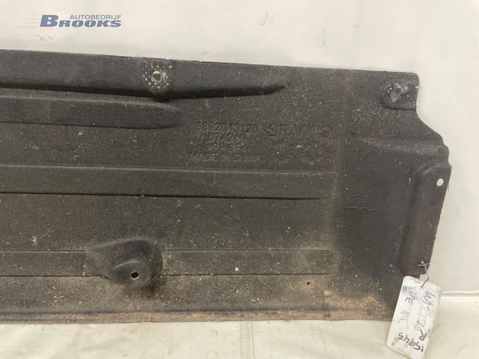 Hasplåt från en Lynk & Co 01 1.5 PHEV 2023