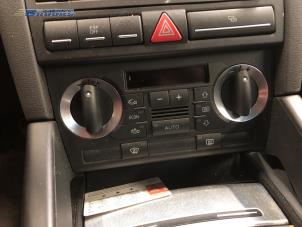 Begagnade Värmekontrollpanel Audi A3 Sportback (8PA) 1.4 TFSI 16V Pris € 50,00 Marginaltabell erbjuds av Autobedrijf Brooks