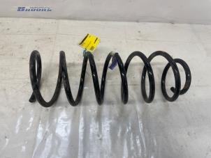 Gebruikte Schroefveer voor Volvo XC70 (SZ) XC70 2.5 T 20V Prijs € 30,00 Margeregeling aangeboden door Autobedrijf Brooks