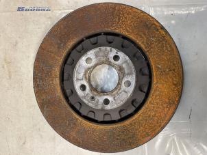 Begagnade Främre bromsskiva Audi E-tron Sportback (GEA) 50 Pris € 75,00 Marginaltabell erbjuds av Autobedrijf Brooks