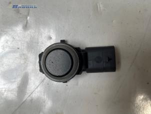 Gebruikte PDC Sensor Jeep Compass II (MP) 1.3 4XE 240 16V 4x4 Prijs € 20,00 Margeregeling aangeboden door Autobedrijf Brooks