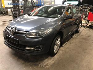 Gebruikte Computer Body Control Renault Megane III Grandtour (KZ) 1.2 16V TCE 130 Prijs € 40,00 Margeregeling aangeboden door Autobedrijf Brooks