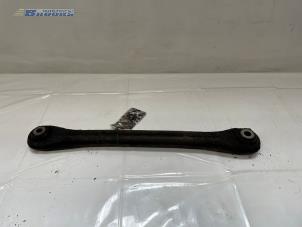 Gebruikte Draagarm rechts-achter Volkswagen Touareg (7LA/7L6) 4.2 V8 40V Prijs € 20,00 Margeregeling aangeboden door Autobedrijf Brooks