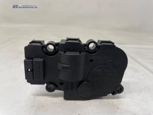 Gebruikte Kachelklep Motor Mercedes Sprinter Tourer 3,5t (907.7) 315 CDI 2.0 D RWD Prijs € 25,00 Margeregeling aangeboden door Autobedrijf Brooks