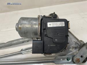 Gebruikte Ruitenwismotor + Mechaniek Tesla Model 3 Long Range AWD 75 kWh Prijs € 50,00 Margeregeling aangeboden door Autobedrijf Brooks