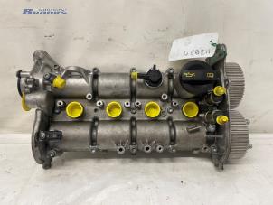 Begagnade Kamaxel Volkswagen Multivan T7 1.4 eHybrid 16V Pris € 250,00 Marginaltabell erbjuds av Autobedrijf Brooks