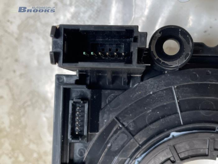 Klockfjäder, airbag från en BMW X1 (F48) sDrive 20i 2.0 16V Twin Power Turbo 2018