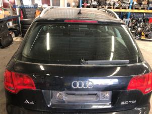 Używane Tylna klapa Audi A4 Avant (B7) 2.0 TDI 16V Cena € 75,00 Procedura marży oferowane przez Autobedrijf Brooks