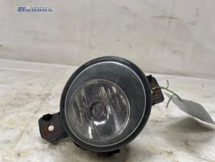 Begagnade Dimljus, höger fram Renault Clio III Estate/Grandtour (KR) 1.2 16V TCE 100 Pris € 10,00 Marginaltabell erbjuds av Autobedrijf Brooks