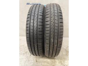 Używane Zestaw opon Diversen Rózne Cena € 35,00 Procedura marży oferowane przez Autobedrijf Brooks