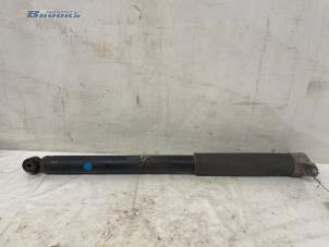 Begagnade Stötdämpare, höger bak Ford Grand C-Max (DXA) 1.0 Ti-VCT EcoBoost 12V 125 Pris € 20,00 Marginaltabell erbjuds av Autobedrijf Brooks