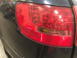 Begagnade Baklykta, vänster Audi A6 Allroad Quattro (C6) 3.0 TDI V6 24V Pris € 70,00 Marginaltabell erbjuds av Autobedrijf Brooks