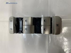 Gebruikte Elektrisch Raam Schakelaar Hyundai Nexo I FCEV FWD Prijs € 100,00 Margeregeling aangeboden door Autobedrijf Brooks