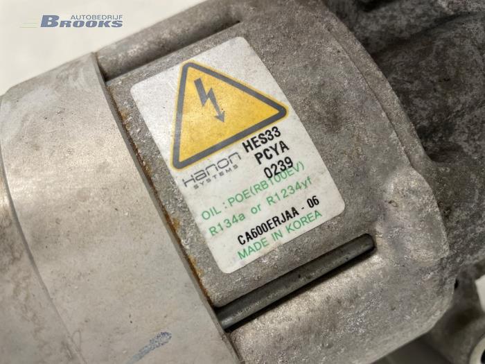 Luftkonditioneringspump från en Hyundai Nexo I FCEV FWD 2021