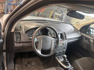 Begagnade Innerbelysning, fram Landrover Freelander II 2.2 td4 16V Pris € 15,00 Marginaltabell erbjuds av Autobedrijf Brooks