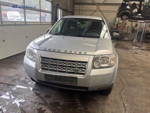 Begagnade Dörrtätning, 4-dörrars, vänster bak Landrover Freelander II 2.2 td4 16V Pris € 25,00 Marginaltabell erbjuds av Autobedrijf Brooks
