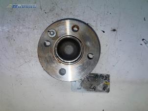 Gebruikte Wielnaaf achter Mini Mini Cooper S (R53) 1.6 16V Prijs € 37,50 Margeregeling aangeboden door Autobedrijf Brooks