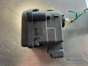 Begagnade Strålkastarmotor Renault Vel Satis (BJ) 3.0 dCi V6 24V Pris € 10,00 Marginaltabell erbjuds av Autobedrijf Brooks