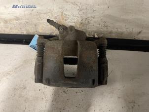 Gebruikte Remklauw (Tang) rechts-voor Fiat Stilo (192A/B) 1.9 JTD 115 Prijs € 25,00 Margeregeling aangeboden door Autobedrijf Brooks