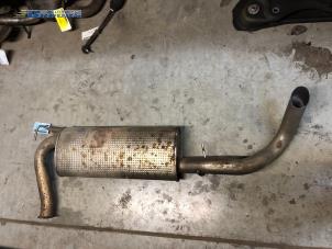 Gebruikte Uitlaat Einddemper Opel Movano Combi 2.5 DTI Prijs € 37,50 Margeregeling aangeboden door Autobedrijf Brooks