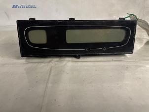 Begagnade Innerdisplay Renault Laguna II Grandtour (KG) 1.8 16V Pris € 25,00 Marginaltabell erbjuds av Autobedrijf Brooks