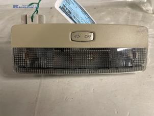 Begagnade Innerbelysning, bak Renault Laguna II Grandtour (KG) 1.8 16V Pris € 10,00 Marginaltabell erbjuds av Autobedrijf Brooks