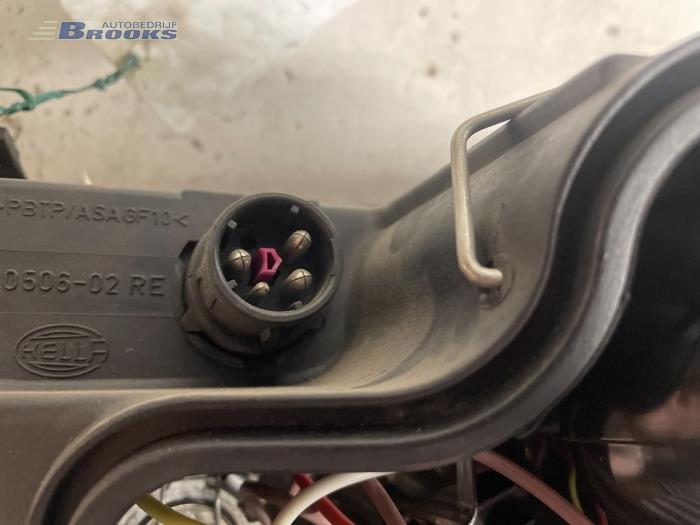 Strålkastare, höger från en Audi A6 1995